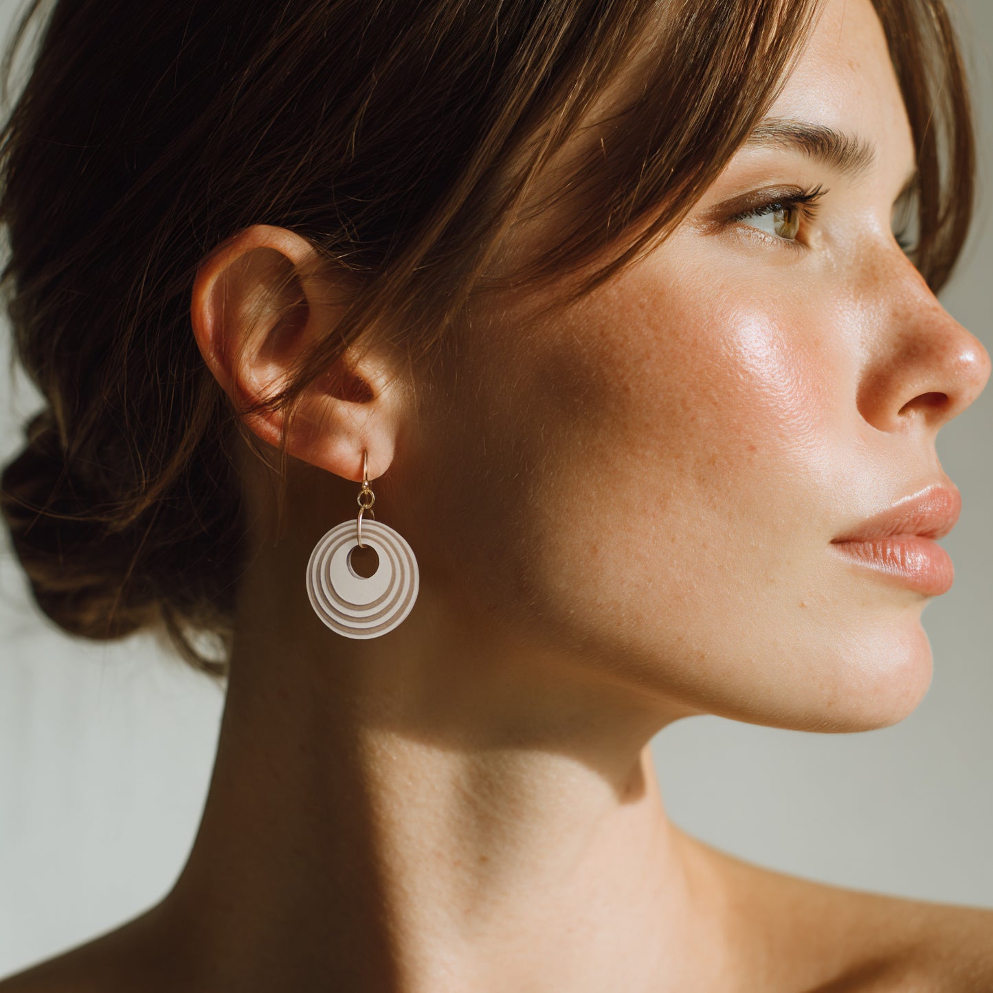 Cream & Pearlescent Taupe Circular Earrings