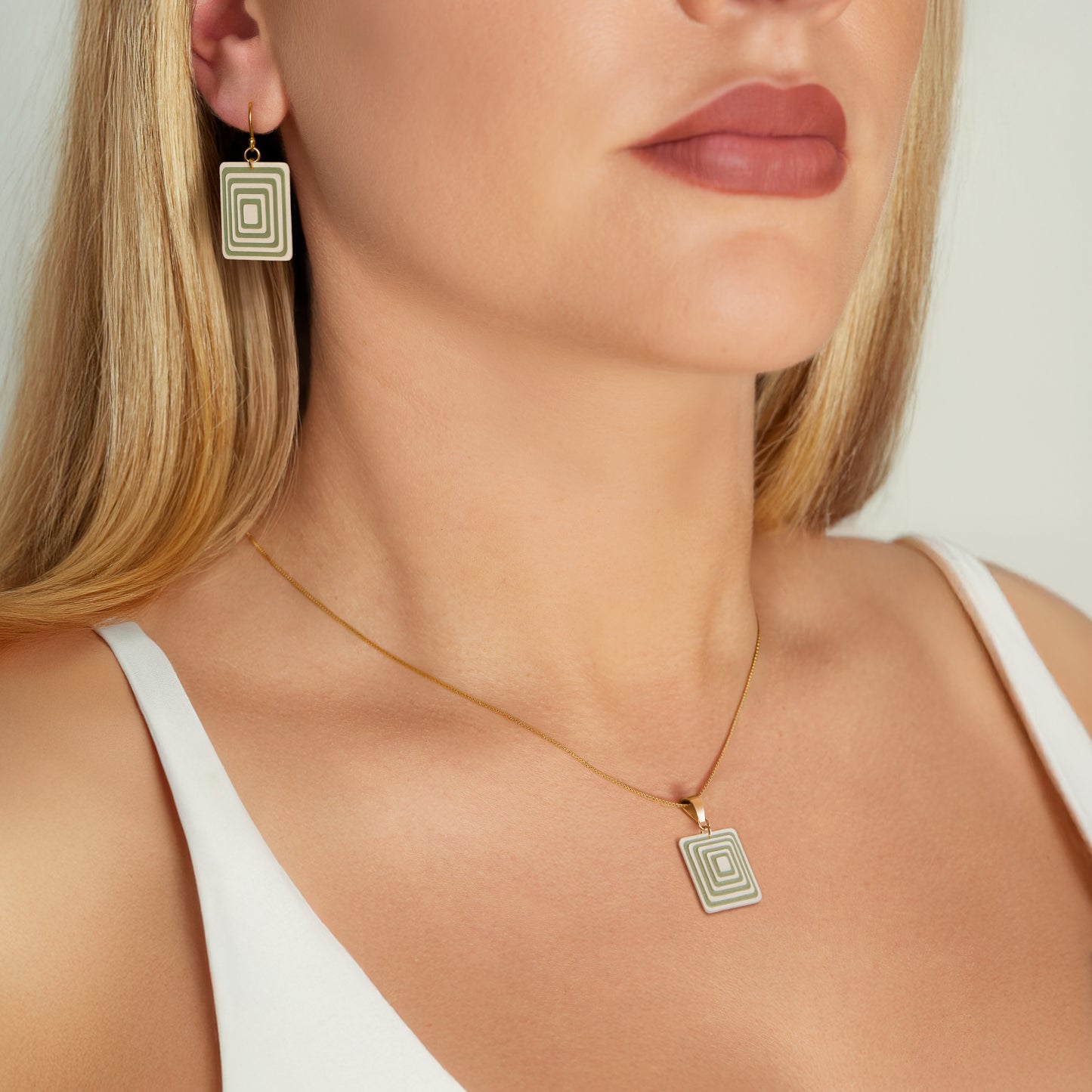 Cream & Green Rectangle Geometric Matching Set