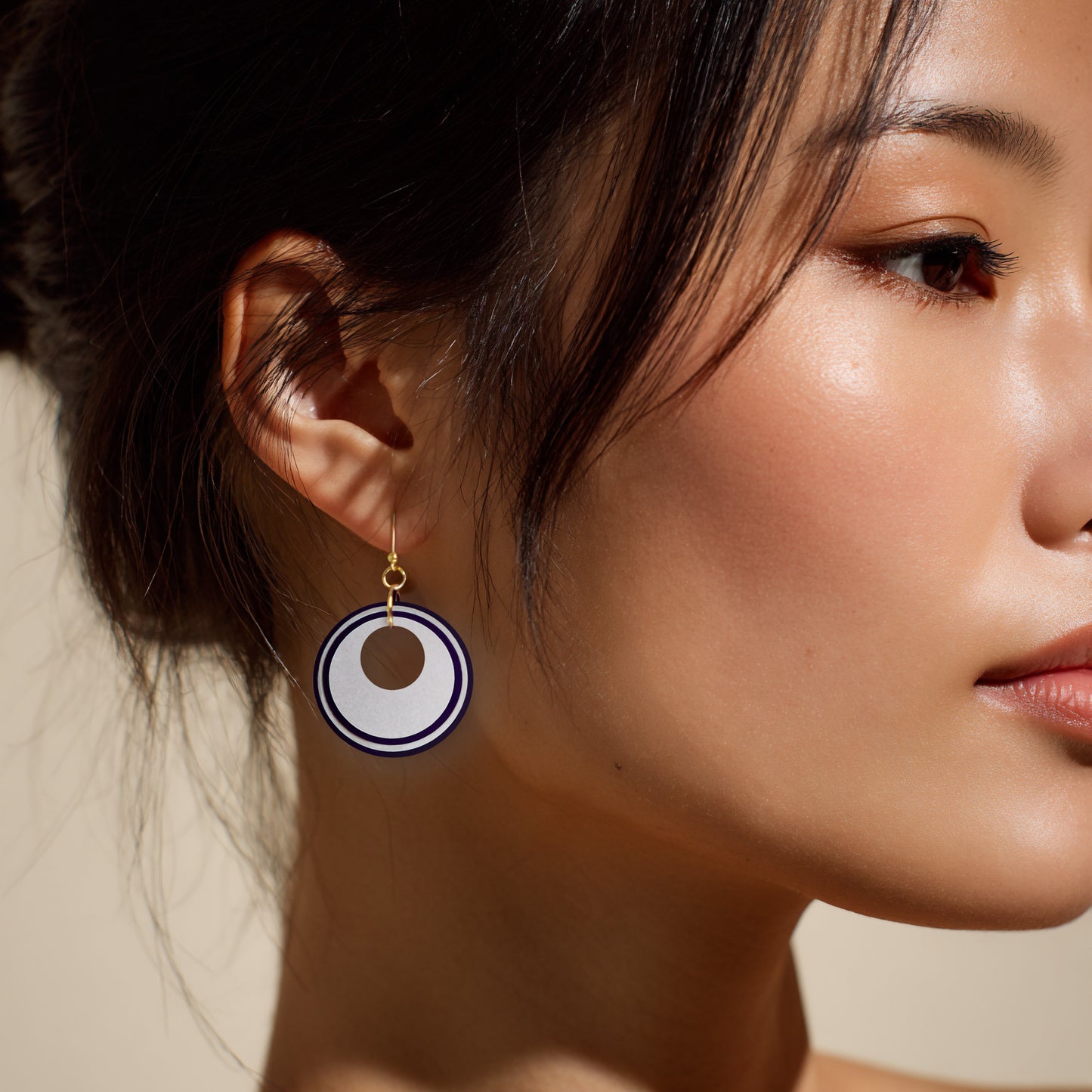 Pearlescent White & Navy Circular Earrings