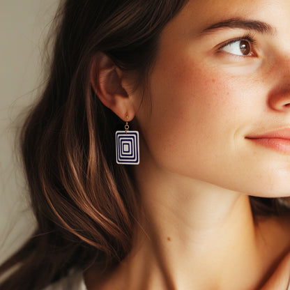 Pearlescent White & Navy Rectangle Geometric Matching Set